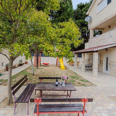 Apartments Lorena プリヴラカ エクステリア 写真