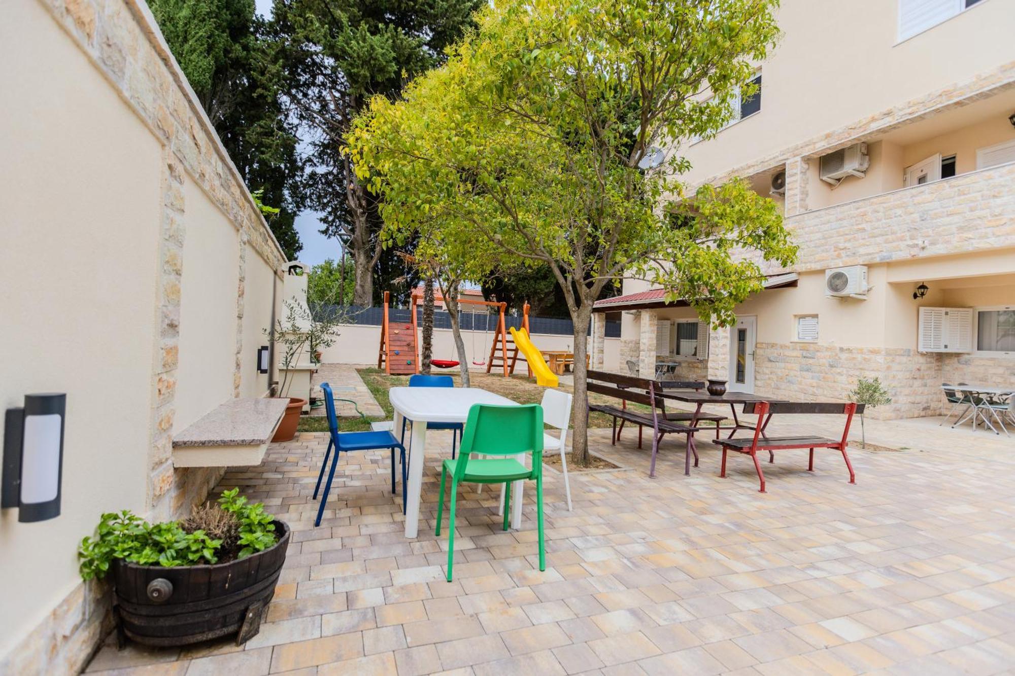 Apartments Lorena プリヴラカ エクステリア 写真