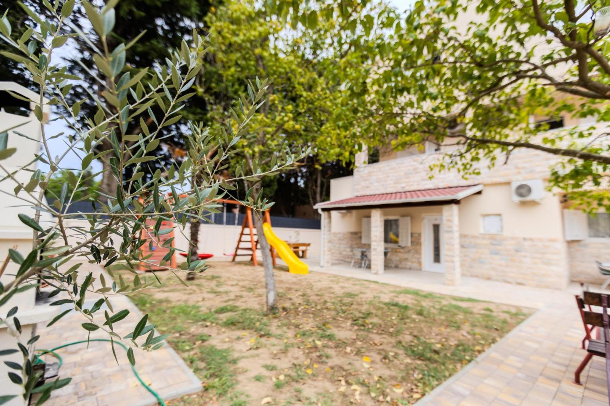 Apartments Lorena プリヴラカ エクステリア 写真