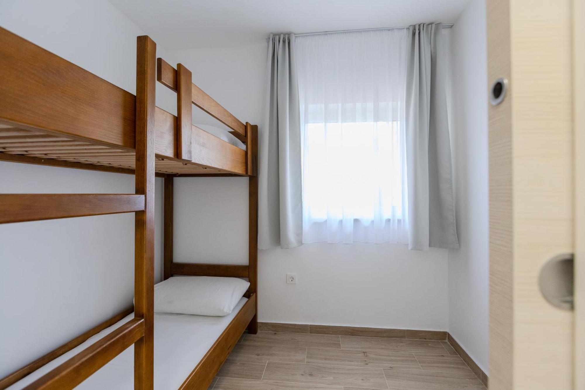 Apartments Lorena プリヴラカ エクステリア 写真