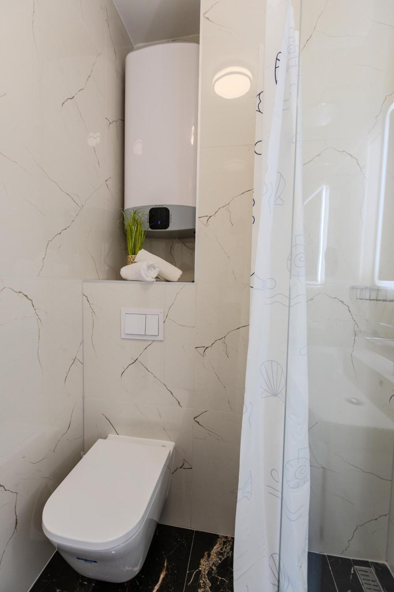 Apartments Lorena プリヴラカ エクステリア 写真