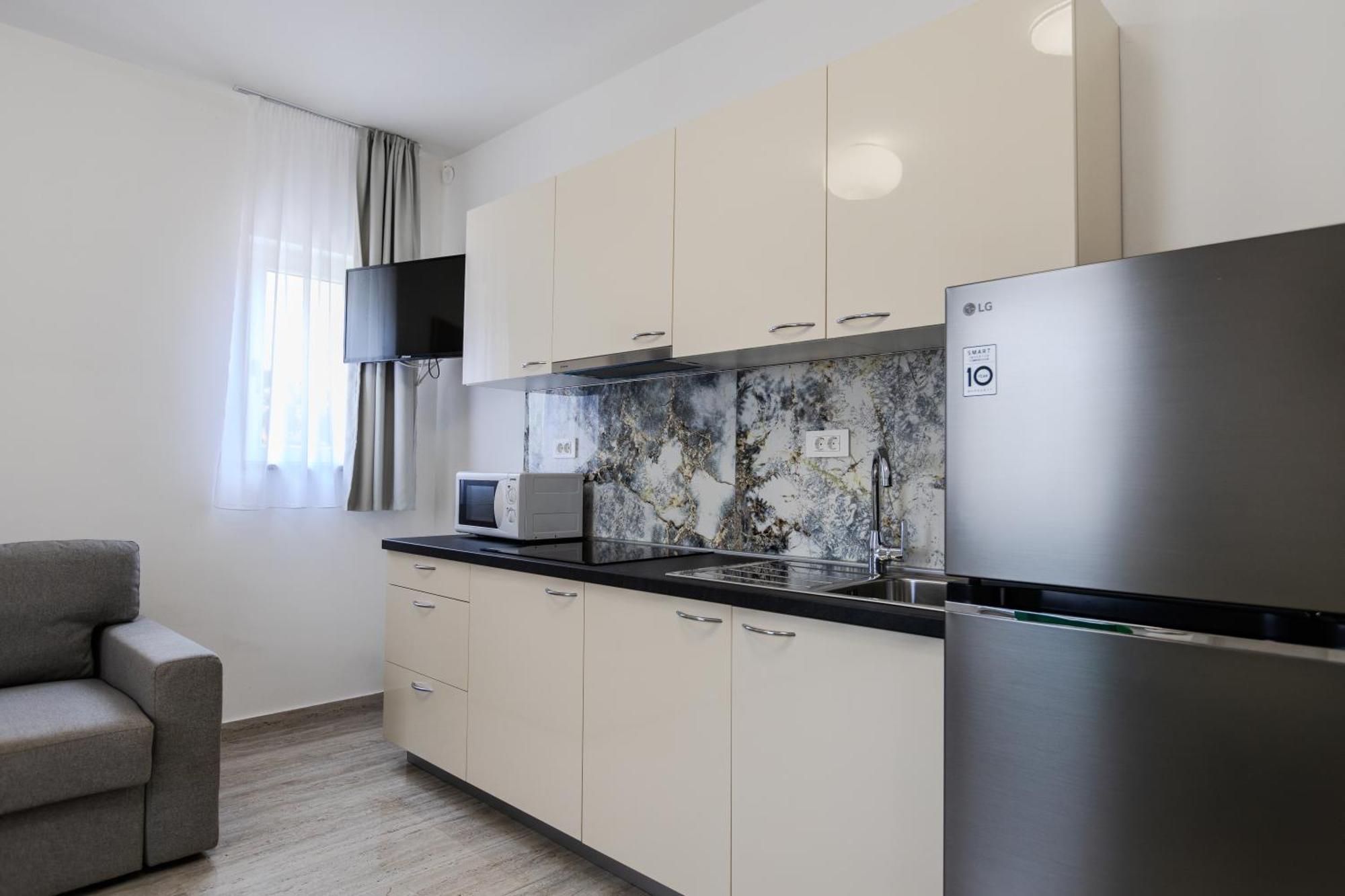 Apartments Lorena プリヴラカ エクステリア 写真