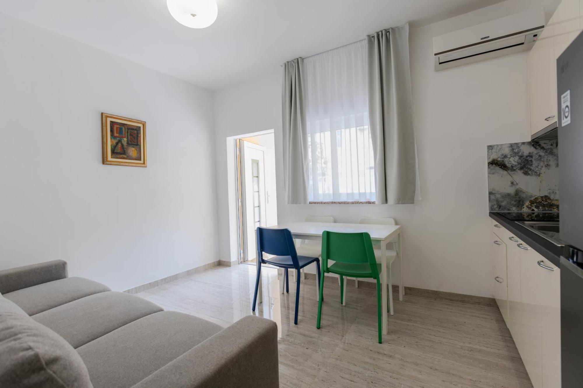 Apartments Lorena プリヴラカ エクステリア 写真